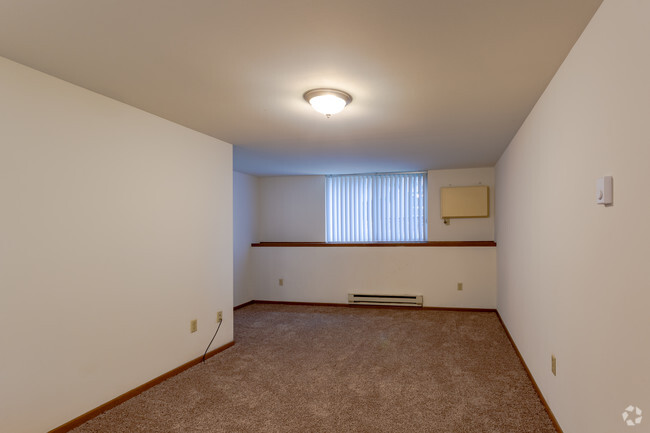 1BR, 1BA - View Pointe