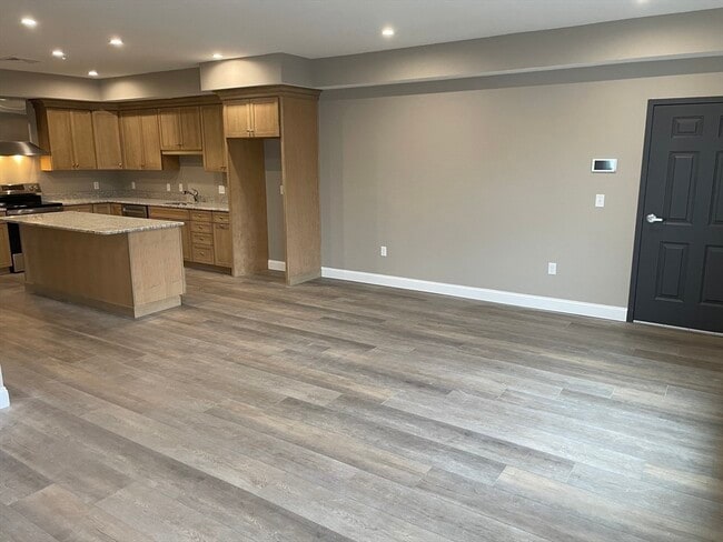 Building Photo - 1 Brattle St