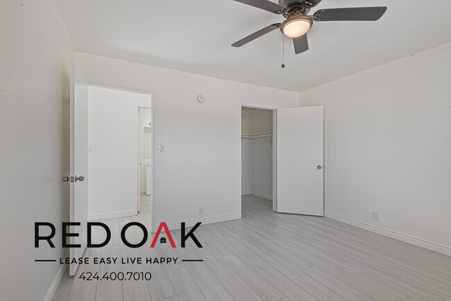 Foto del edificio - 7915 Vineland Ave