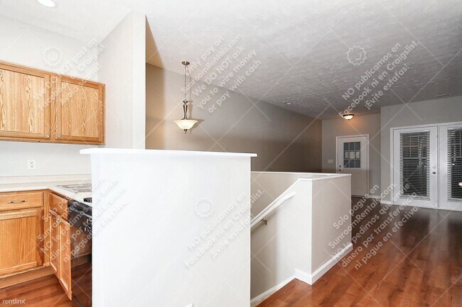 Foto del edificio - 2 br, 1 bath Townhome - 1054 Reserve Way