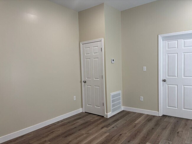 Foto del edificio - 1114 N 8th St