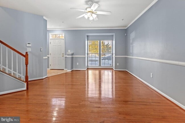 Building Photo - 5061 Cameo Terrace