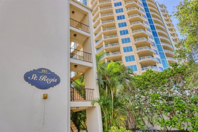 Foto del edificio - 301 S Gulfstream Ave