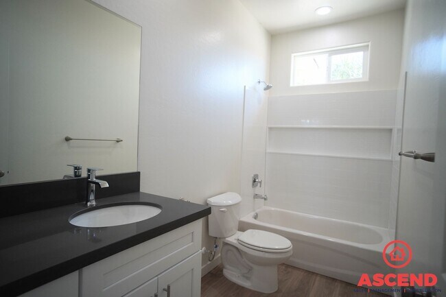 Foto del edificio - 8300 Grandy St