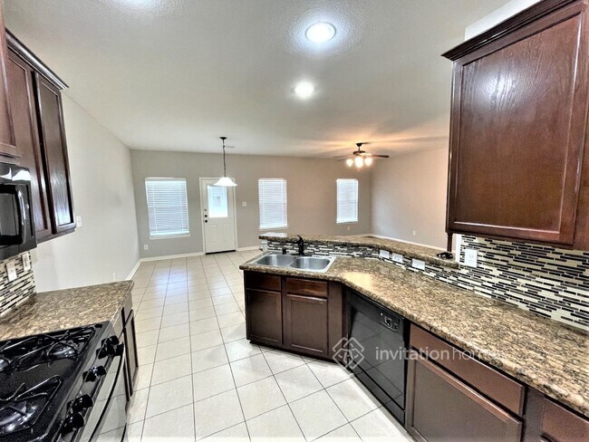 Building Photo - 10118 Black Birch Ln