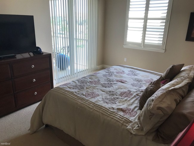 Building Photo - 3 br, 2 bath Condo - Tidelands