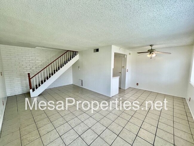 Building Photo - 1280 N Avenida de Ln