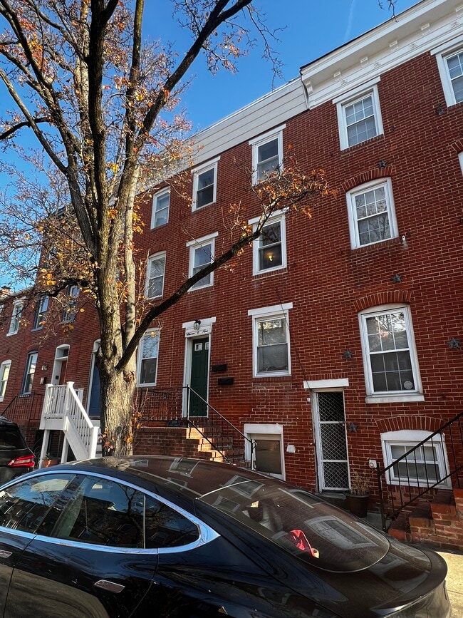 Building Photo - 1109 Battery Ave