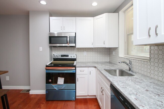 Foto del edificio - 882 N Fallon St