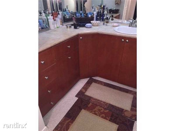 Foto del edificio - 933 Cypress Grove Dr