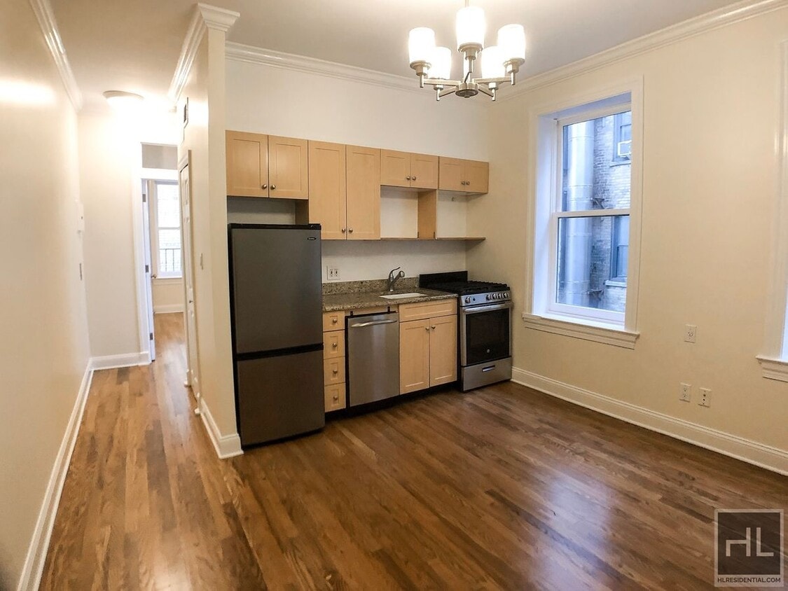 Primary Photo - West 11th Street