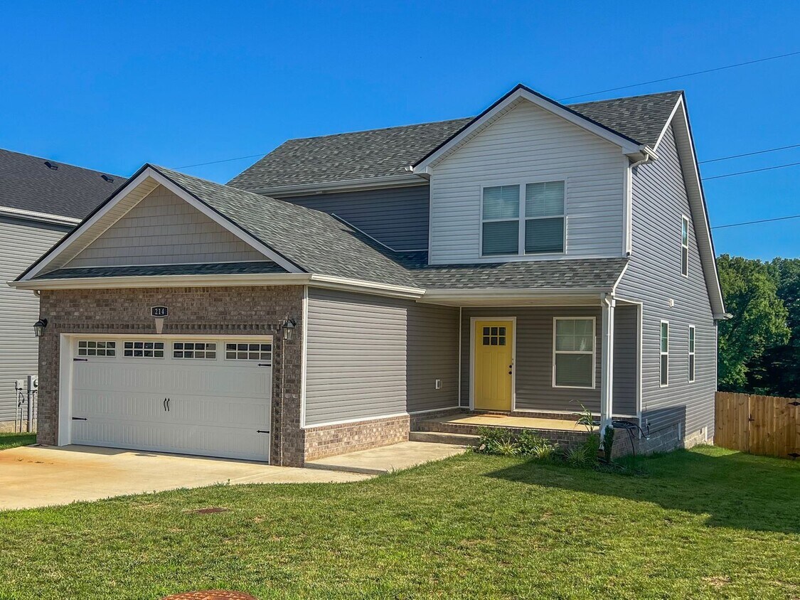 Foto del edificio - Beautiful Single-Family Home— Fully Furnis...