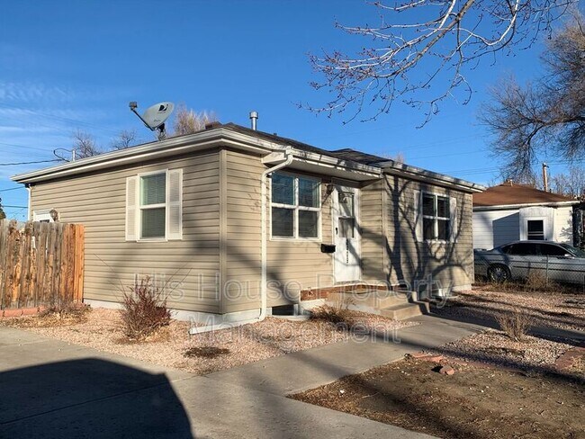 Building Photo - 2409 11th Ave