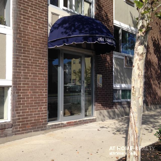Building Photo - 461 Washington St