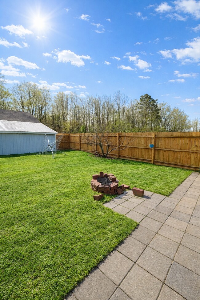 Foto del edificio - 9021 Stage Rd