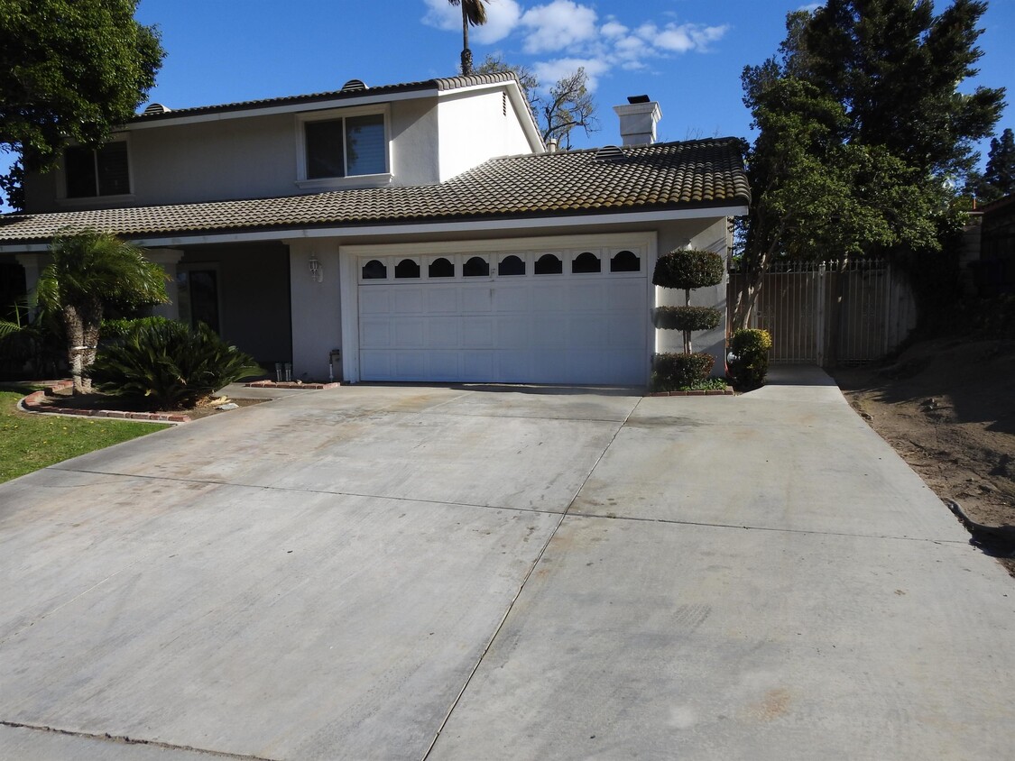 Primary Photo - 11210 Coolwater Dr