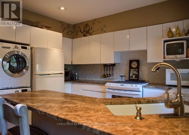 Photo du bâtiment - 117 Alcorn Ave