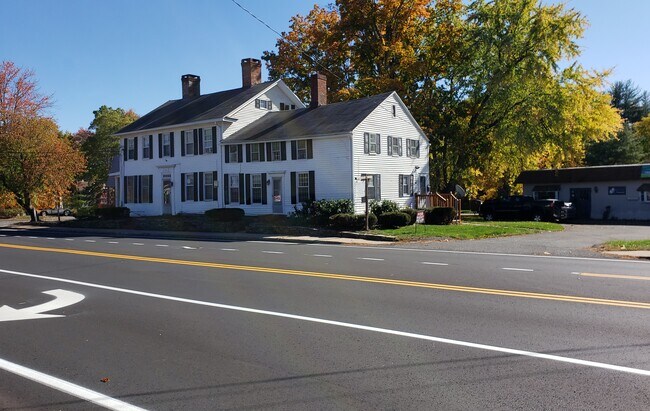 Foto del edificio - 17 Mountain Ave