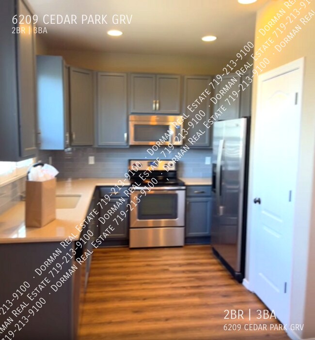 Foto del edificio - Townhome Mountain Views & AC