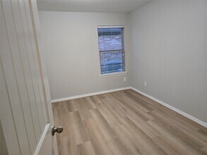 Building Photo - 18306 Sonora Brook Ln