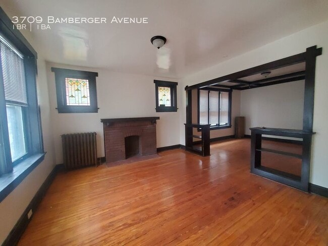 Building Photo - 3709 Bamberger Ave