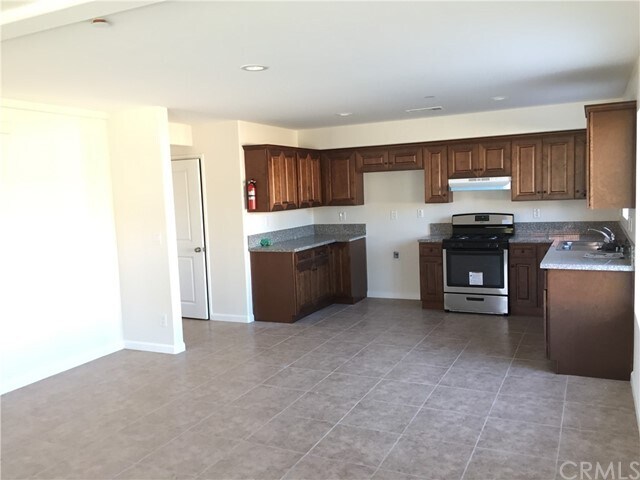 Foto del edificio - 118 S Date Ave