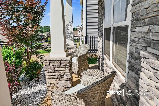 Foto del edificio - 12145 Lillibridge Crossing Ln