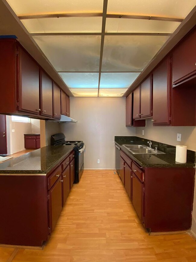 Foto del edificio - 20240 E Arrow Hwy