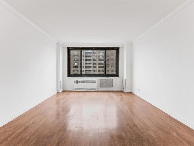 Foto del edificio - 185 Hall St