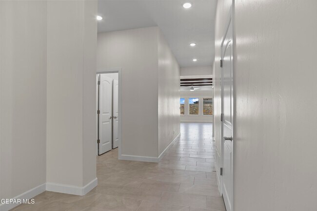 Foto del edificio - 13653 Baja Vista Ct