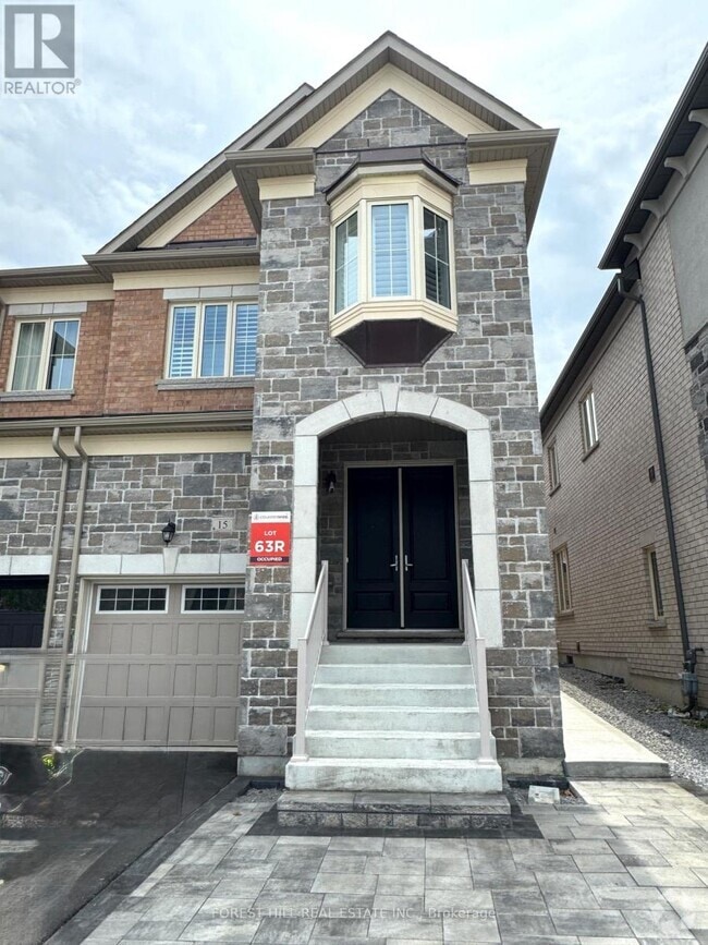 Building Photo - 15 Drizzel Cres