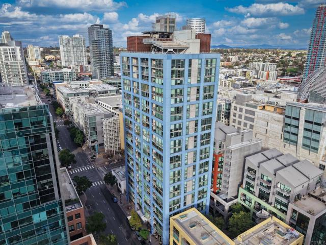 Building Photo - 321 Tenth Ave