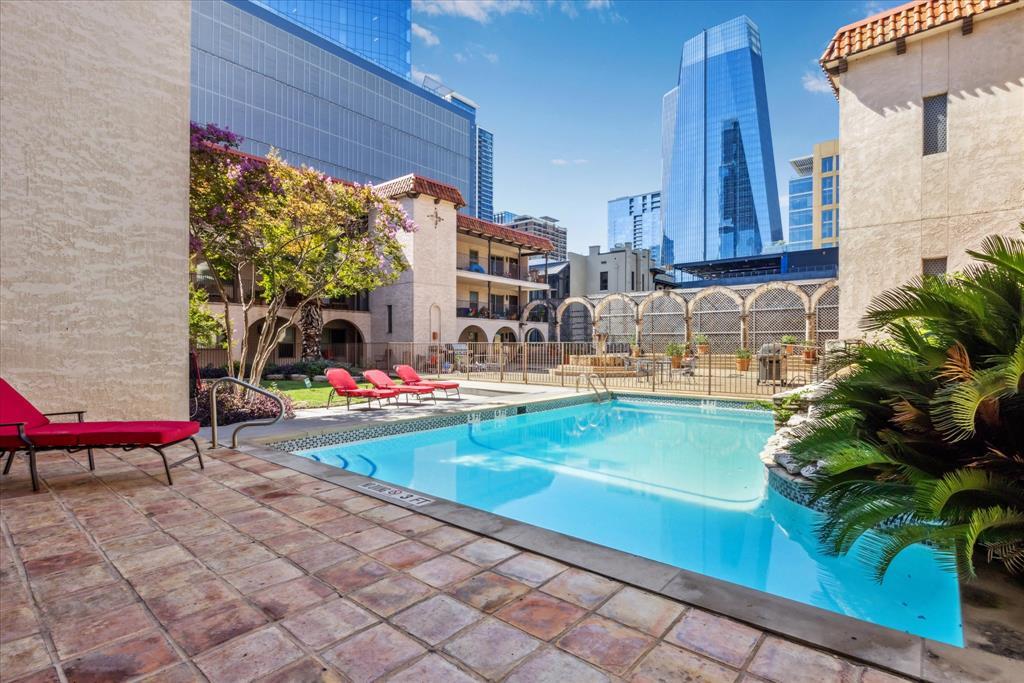 Foto principal - 505 W 7th St