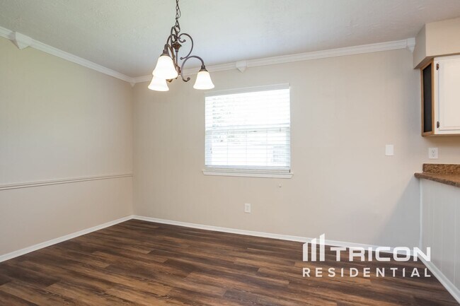 Building Photo - 6128 Silver Leaf Drive League City TX