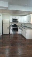 Building Photo - 983 E Dry Gulch Cir