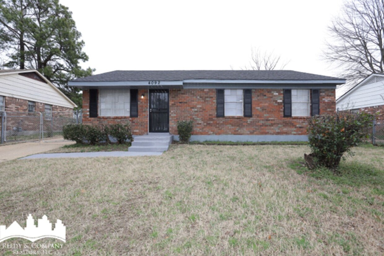 Primary Photo - 4092 Maumee St