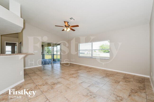 Foto del edificio - 405 NW 6th Terrace