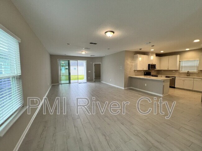 Foto del edificio - 125 Farmfield Dr