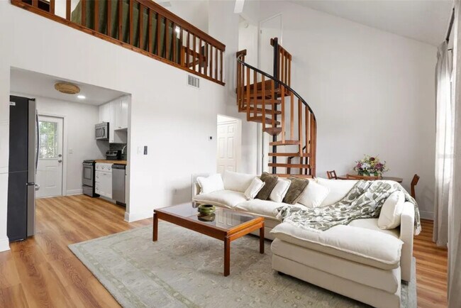 Foto del edificio - 5653 67th Ave N