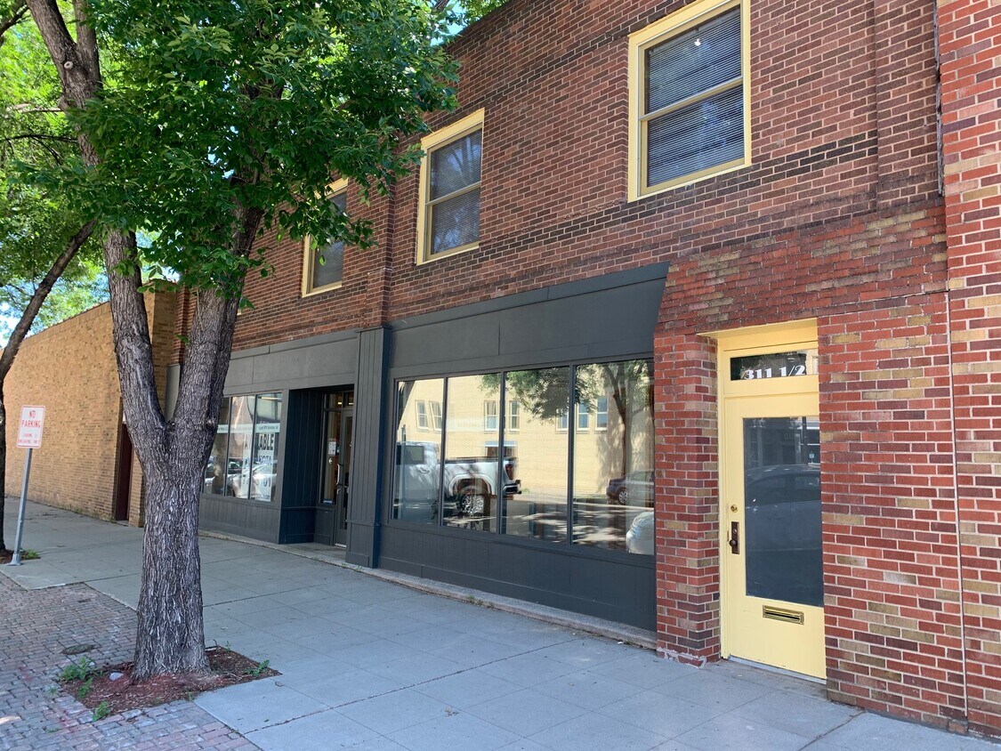 Primary Photo - 315 Kittson Ave