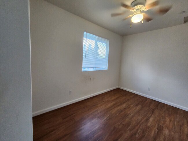 Foto del edificio - 158 Amberidge Dr