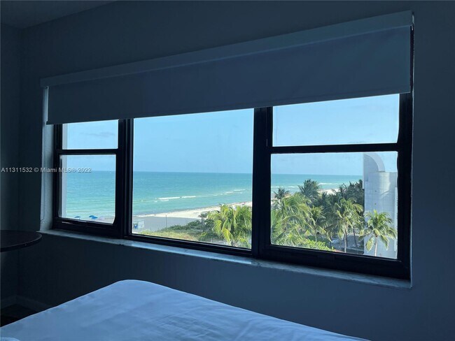 Foto del edificio - 6345 Collins Ave