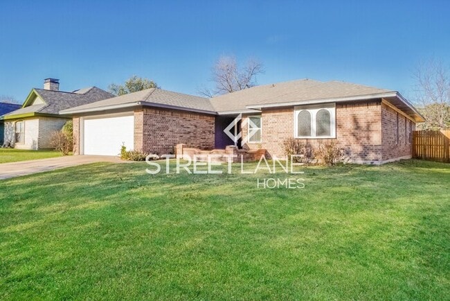 Building Photo - Charming 3 Bedroom in Fort Worth!