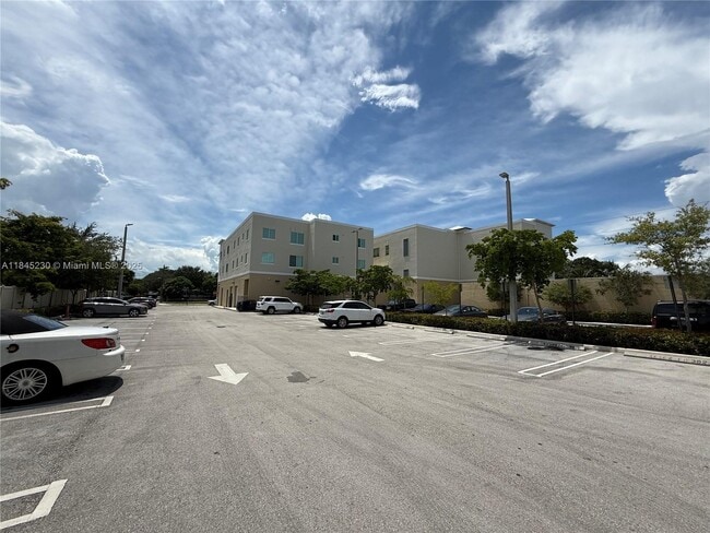 Foto del edificio - 5978 SW 64th St