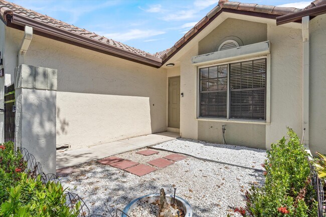 Foto del edificio - 441 Ashwood Pl