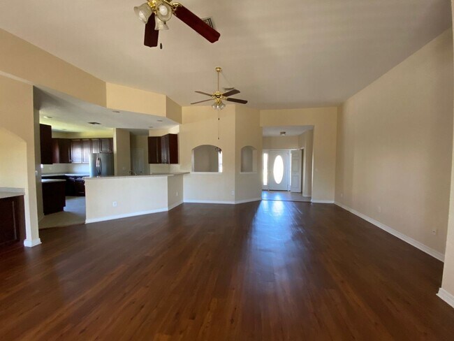 Foto del edificio - Expansive Home in the Desirable "The Hammo...