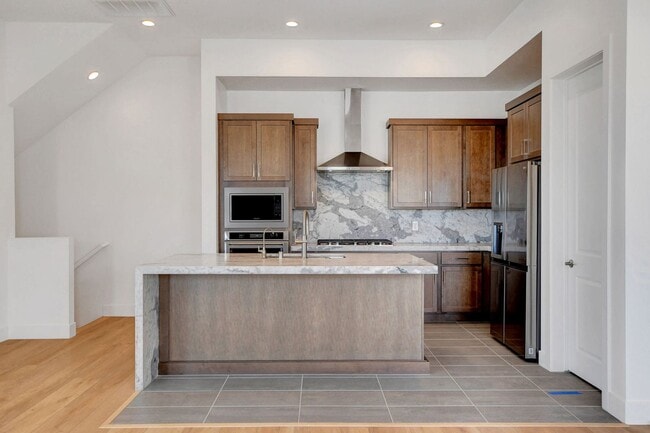 Foto del edificio - Stunning Luxury Toll Brothers Cordillera 4 bedroom!