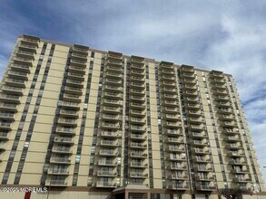 Building Photo - 787 Ocean Ave