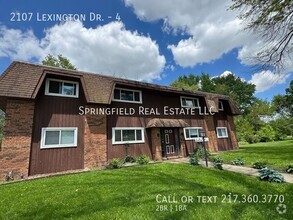 Building Photo - 2107 Lexington Dr