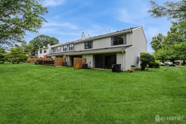 Building Photo - 391 Danbury Ln